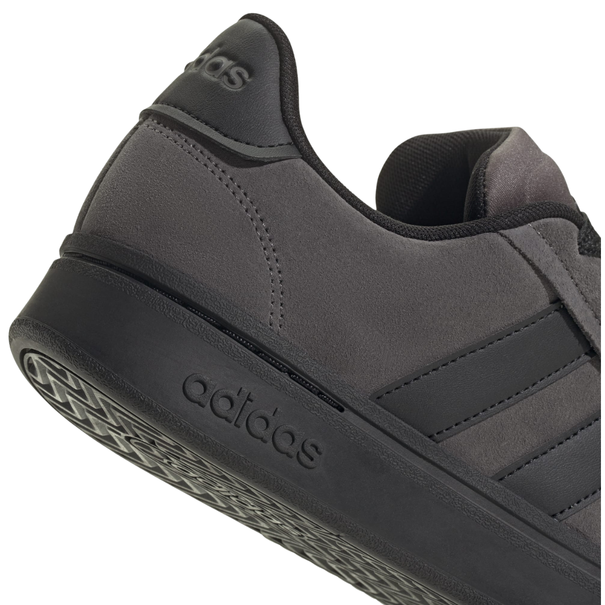 本　14-1 ④ adidas ZX 8000 | Core Black | SVD